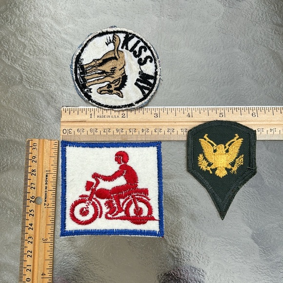 VTG Embroidered Patches: Military Army Gold Eagle, Man w Motorcycle, Kiss My Ass - Picture 4 of 4